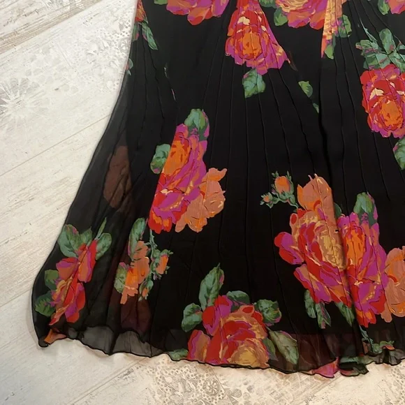 Vintage Jones New York 100% Silk Black Floral Print A Line Skirt Size 12 - Picture 2 of 11